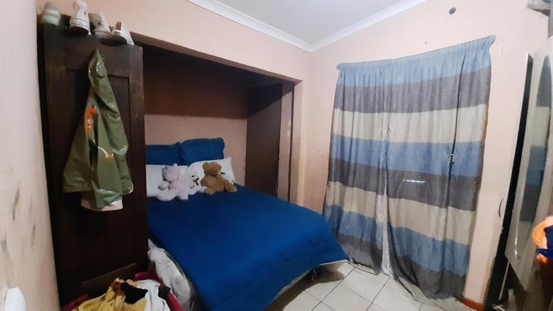 2 Bedroom Property for Sale in Blackheath Industrial Western Cape